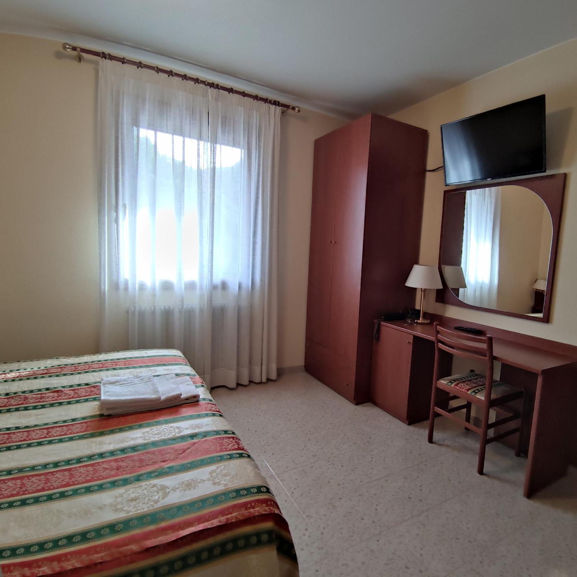 Bed and Breakfast Ponte Nuovo Altissimo Esterno foto